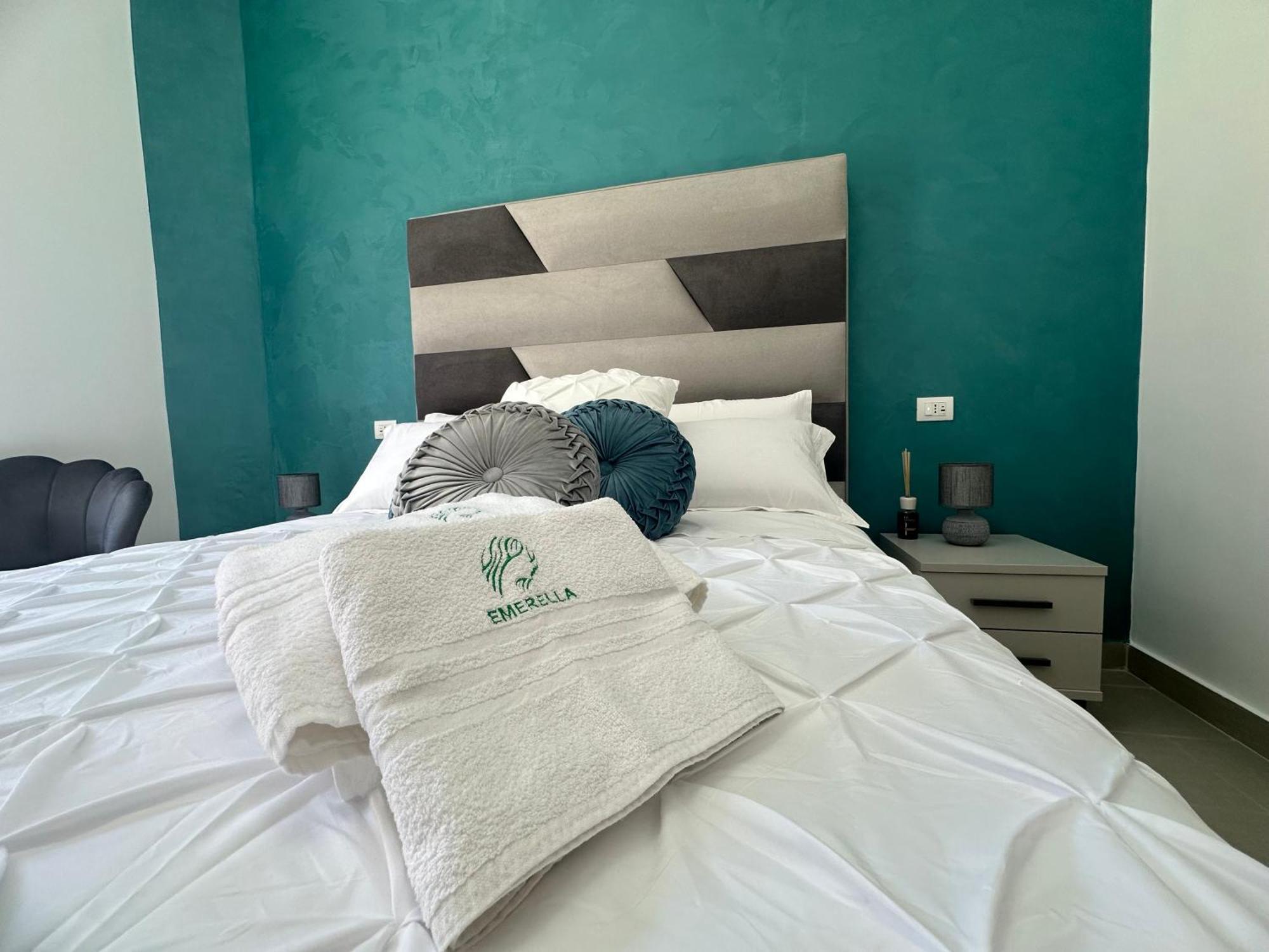 Emerella Luxury Suites-Siderno Lungomare Экстерьер фото