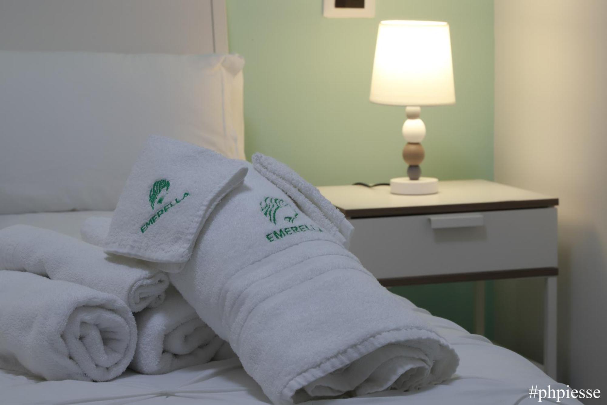 Emerella Luxury Suites-Siderno Lungomare Экстерьер фото