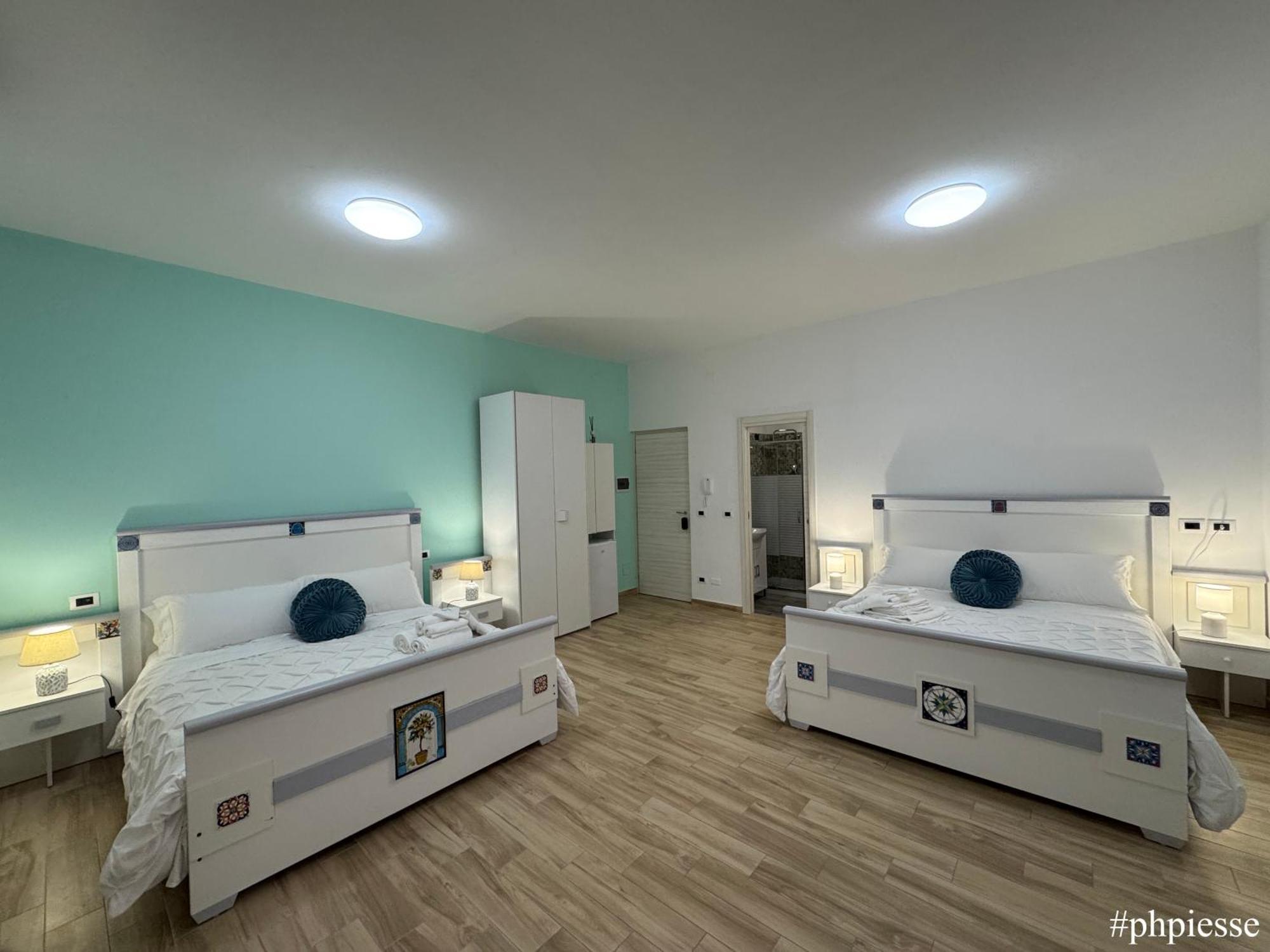 Emerella Luxury Suites-Siderno Lungomare Экстерьер фото